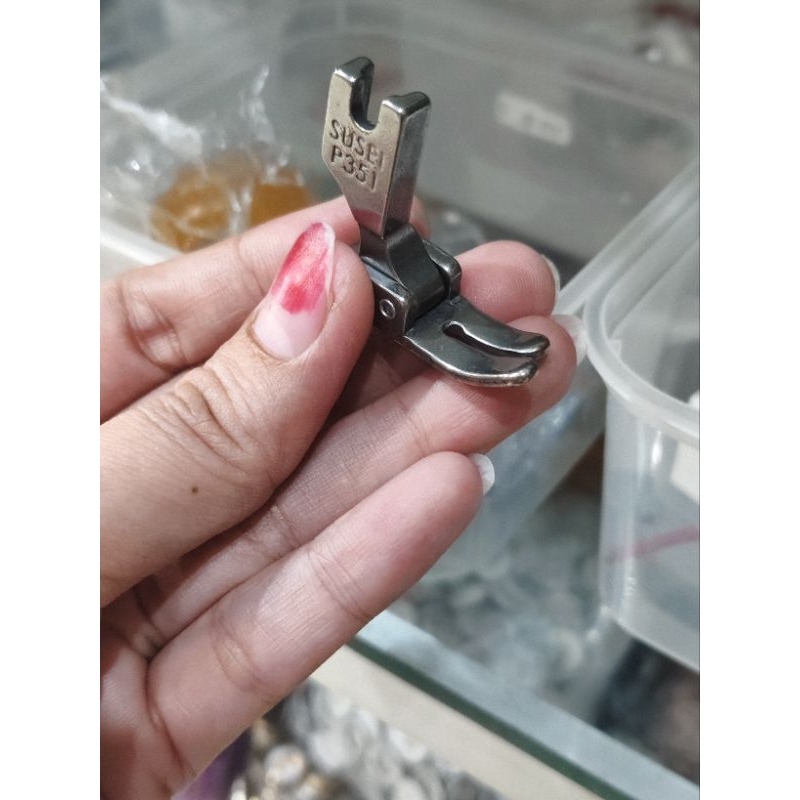 sepatu jahit mesin besar