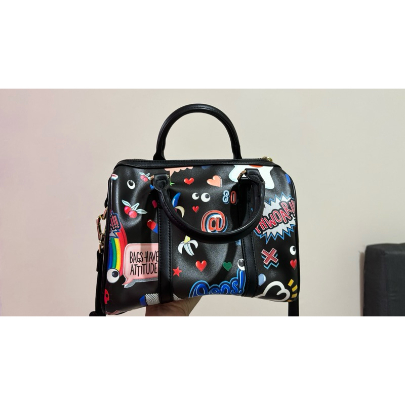 Huer Meurre Beaded Eye Theme Printed Boston Bag Preloved