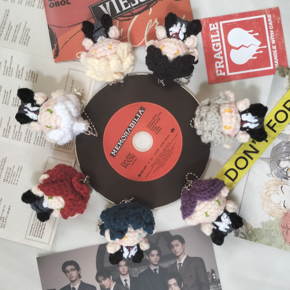 (READY STOCK) MINI DOLL CHARACTER ENHYPEN DARK MOON CROCHET KEYCHAIN | GANTUNGAN KUNCI | GANTUNGAN T