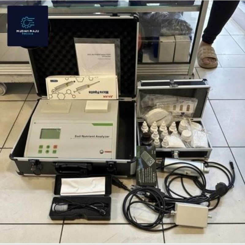 Soil Nutrient Analyzer - Alat Pengukur Unsur Hara Tanah