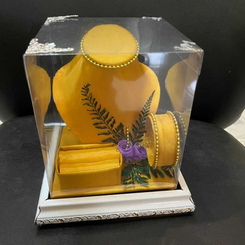 Tempat Kotak Perhiasan Seserahan Kalung Gelang dan Cincin Mahar Gold