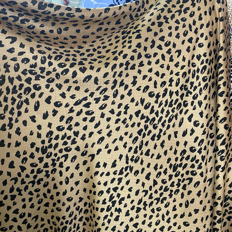 kain satin Cradenza lebar 1.5