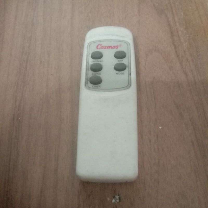 Remote kipas angin cosmos