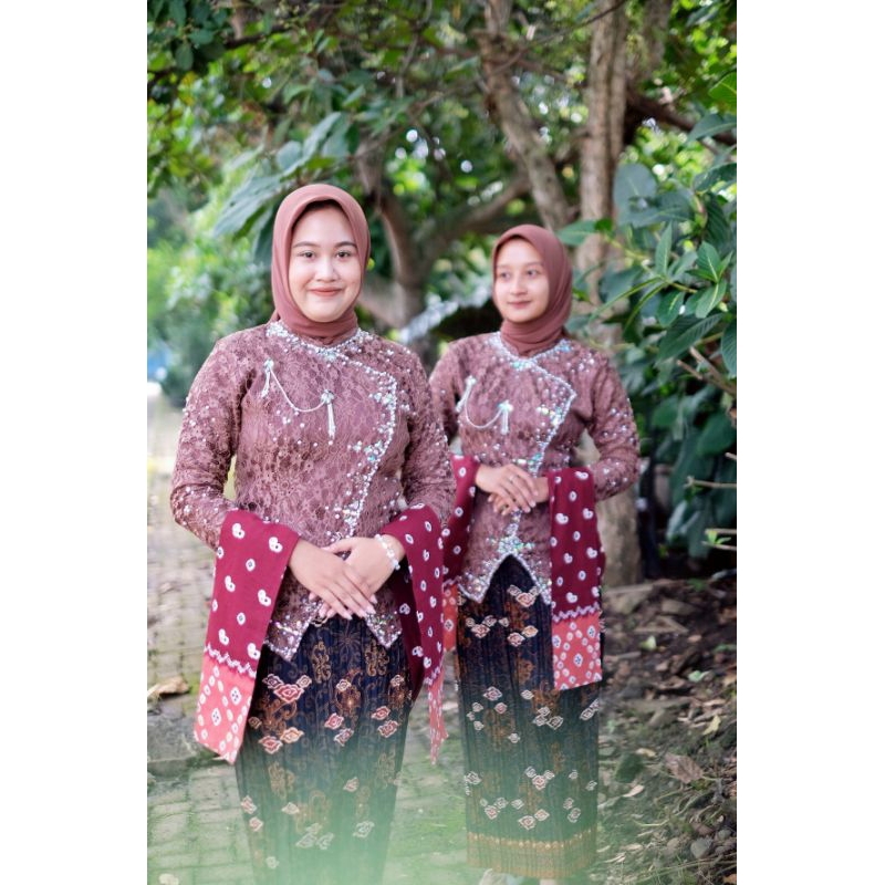 KEBAYA JANGGAN MAHIGANI, KEBAYA WISUDA, KEBAYA WISUDA MODERN, KEBAYA HIJAB, KEBAYA HIJAB MODERN, KEB