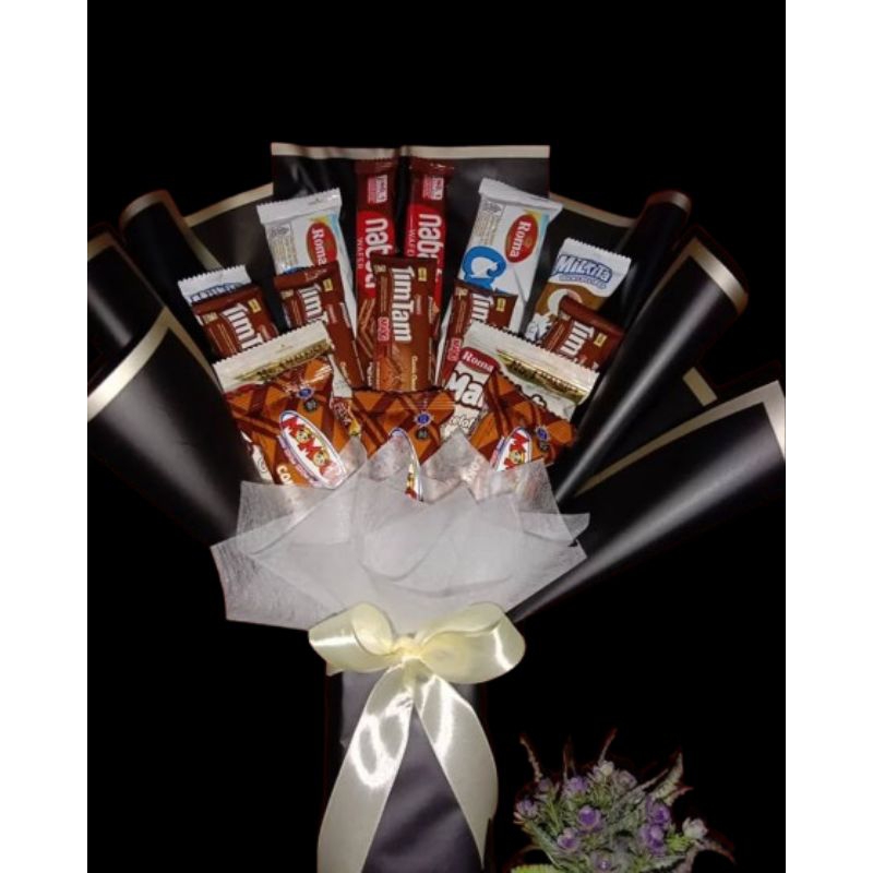 

Buket Makanan Ringan Black