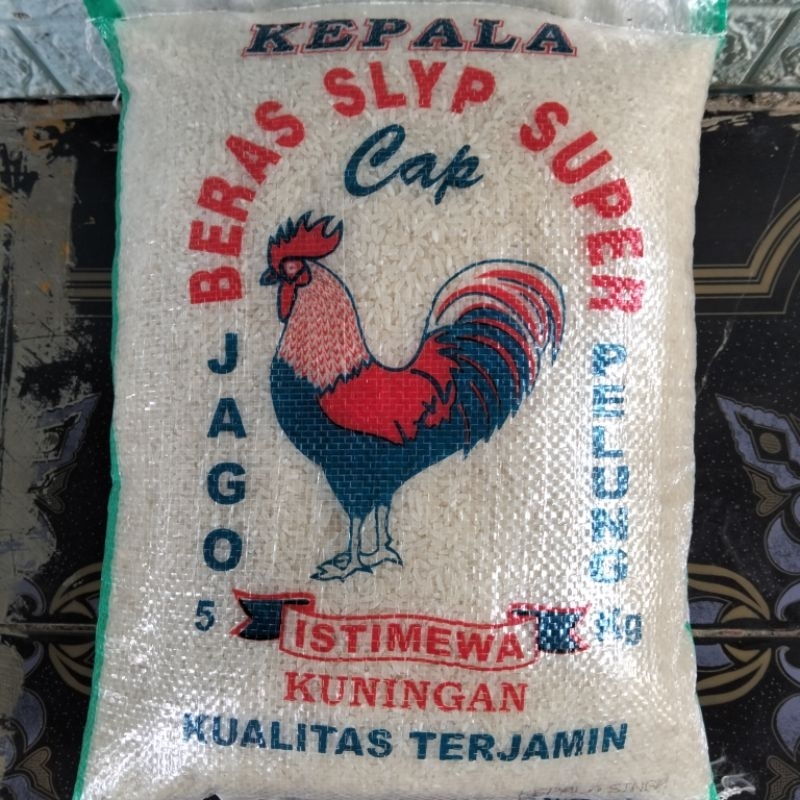 

BERAS 5 kg dari Kaki gunung Ciremai pulen Petani Kab. Kuningan Jabar