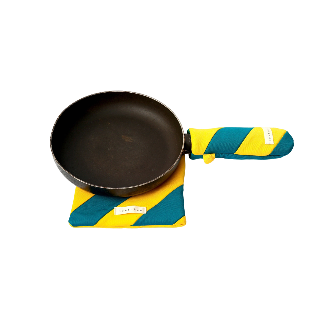 SENTUHAN PELINDUNG GAGANG PANCI SET KUNING/TOSKA - PEGANGAN DAN TATAKAN PANCI SET