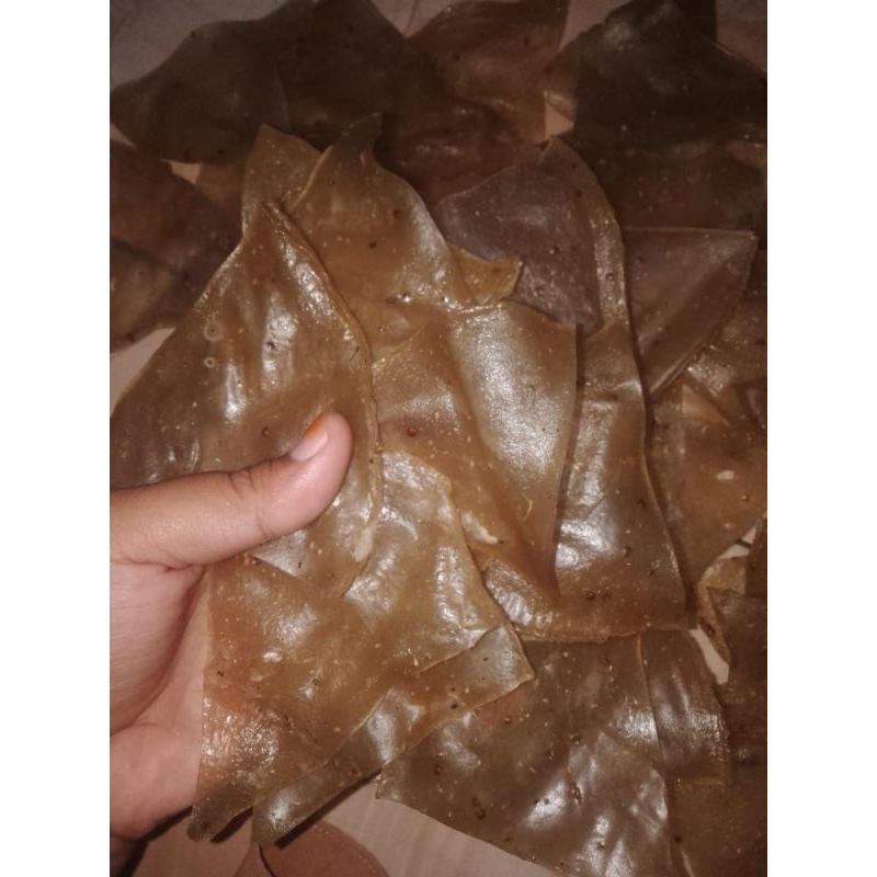 

krupuk gandum segitiga 500gr