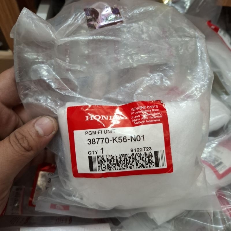 ECU MOTOR HONDA CB150R StreetFire K15G (2015 - 2018)Sonic 150R K56 (2015 - Sekarang)  38770-K56-N01