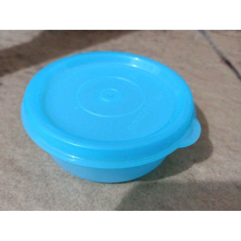 Small round Tupperware