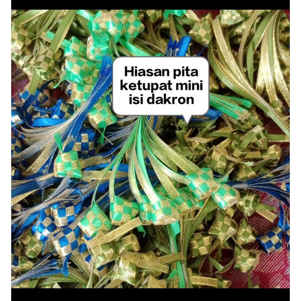 

Hiasan ketupat pita mini