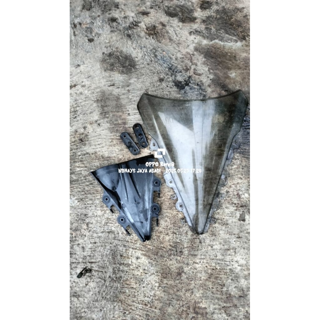 VISOR TAMENG/WHENSHILD YAMAHA R15 V2 SECOND ORIGINAL