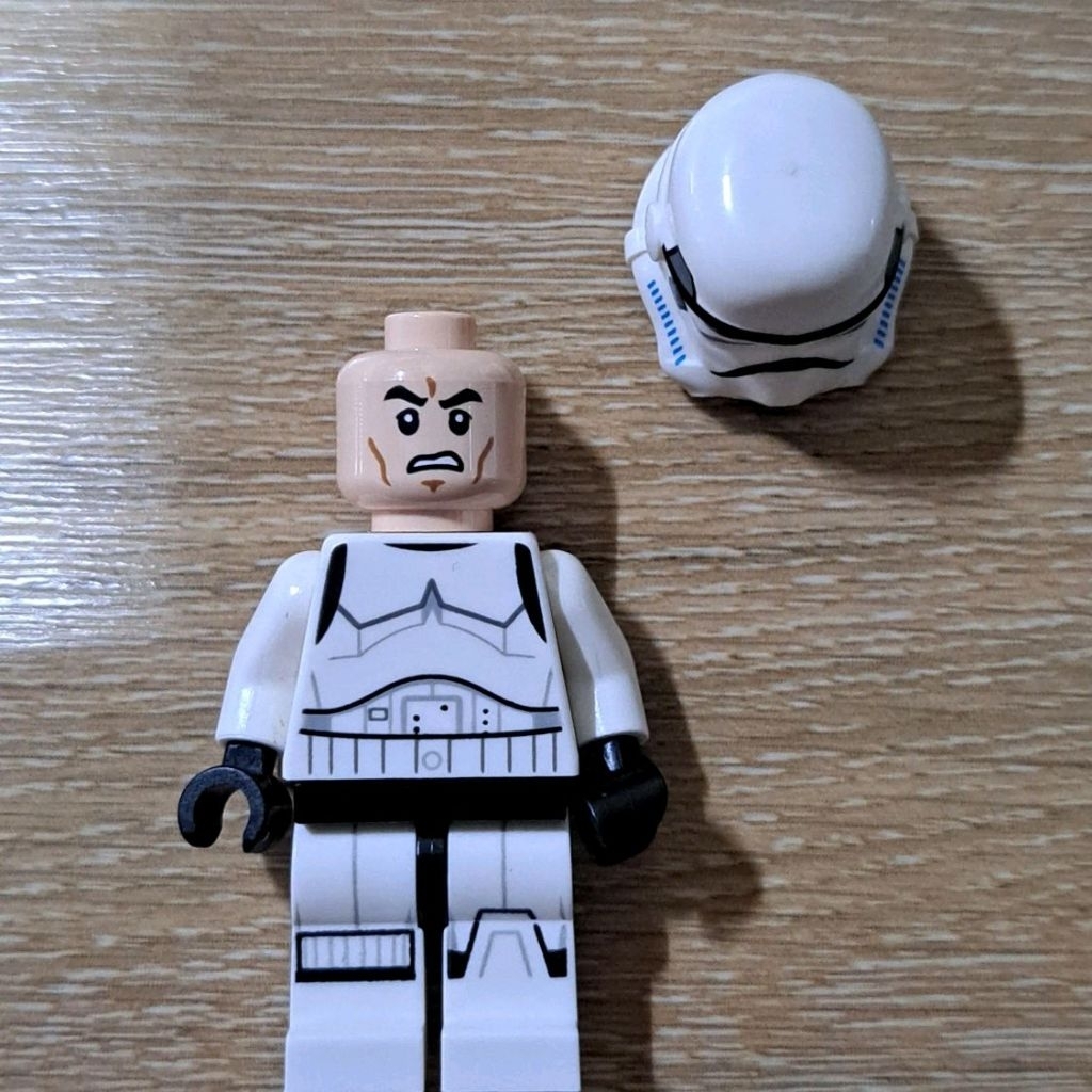 Lego Minifigure Imperial Stormtrooper Sergeant (SW0630)