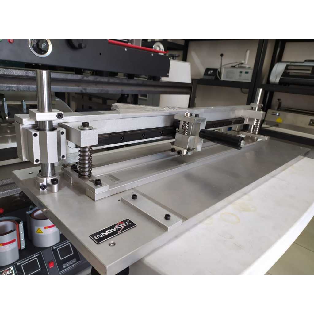 

INNOVATEC Mesin Potong Kertas V Cut Slider 65 Manual - Pemotong VCut Kardus Karton Sudut 90 dan 120