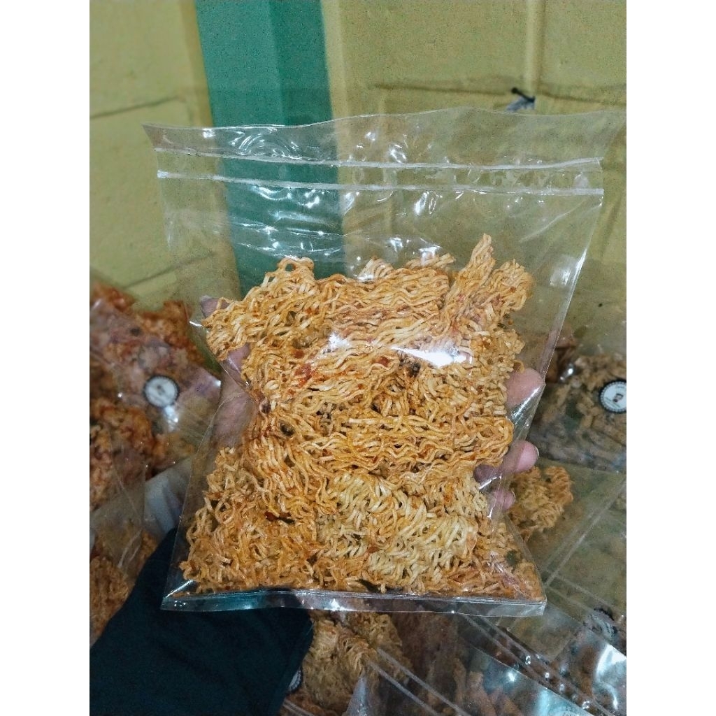 

MIE PEDES enak pedes