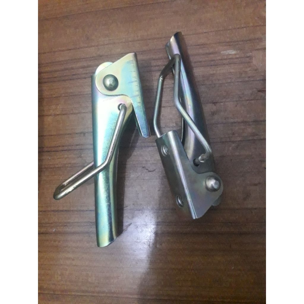 HANDLE PINTU BAK SUZUKI ST100 (kuning)