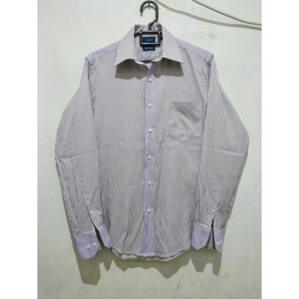 Kemeja Slim Fit STANLEY ADAM Size S ( Pree Loved )