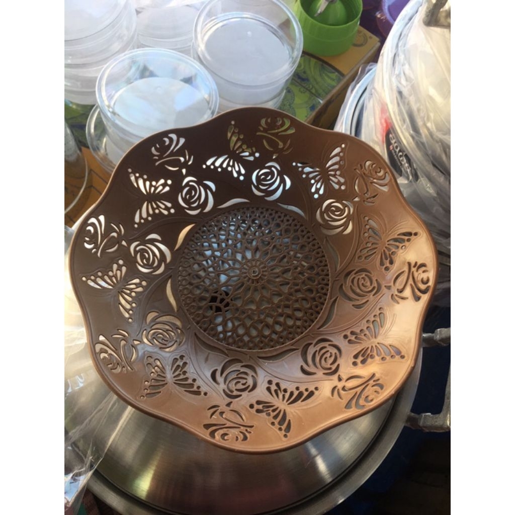 PIRING PLASTIK MOTIF ROTAN/ JIKIN PLASTIK