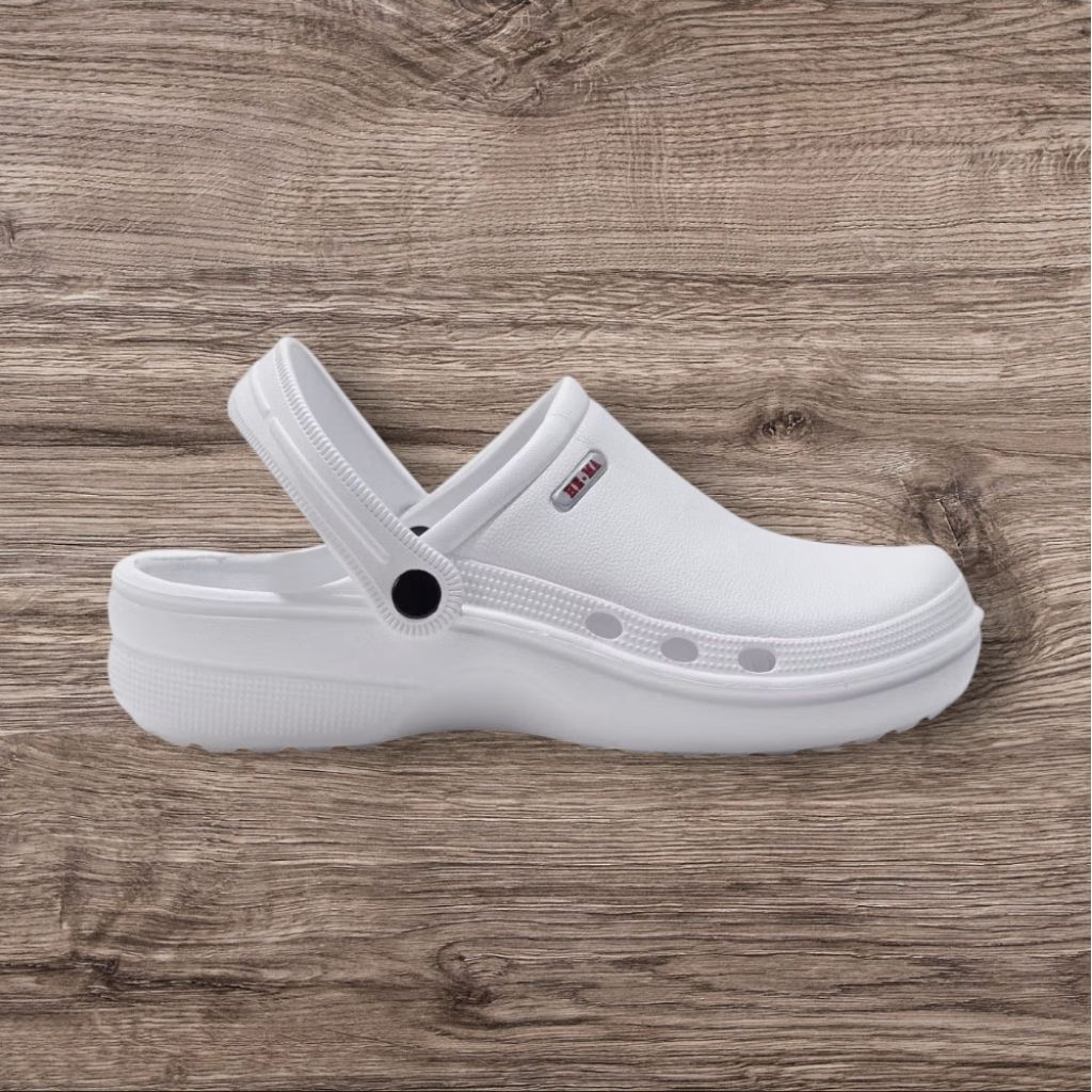 NEW DEALS SANDAL SEPATU CROCS MEDIS PUTIH SANDAL BAIM PRIA WANITA PERAWAT BIDAN DOKTER SANDAL RUMAH