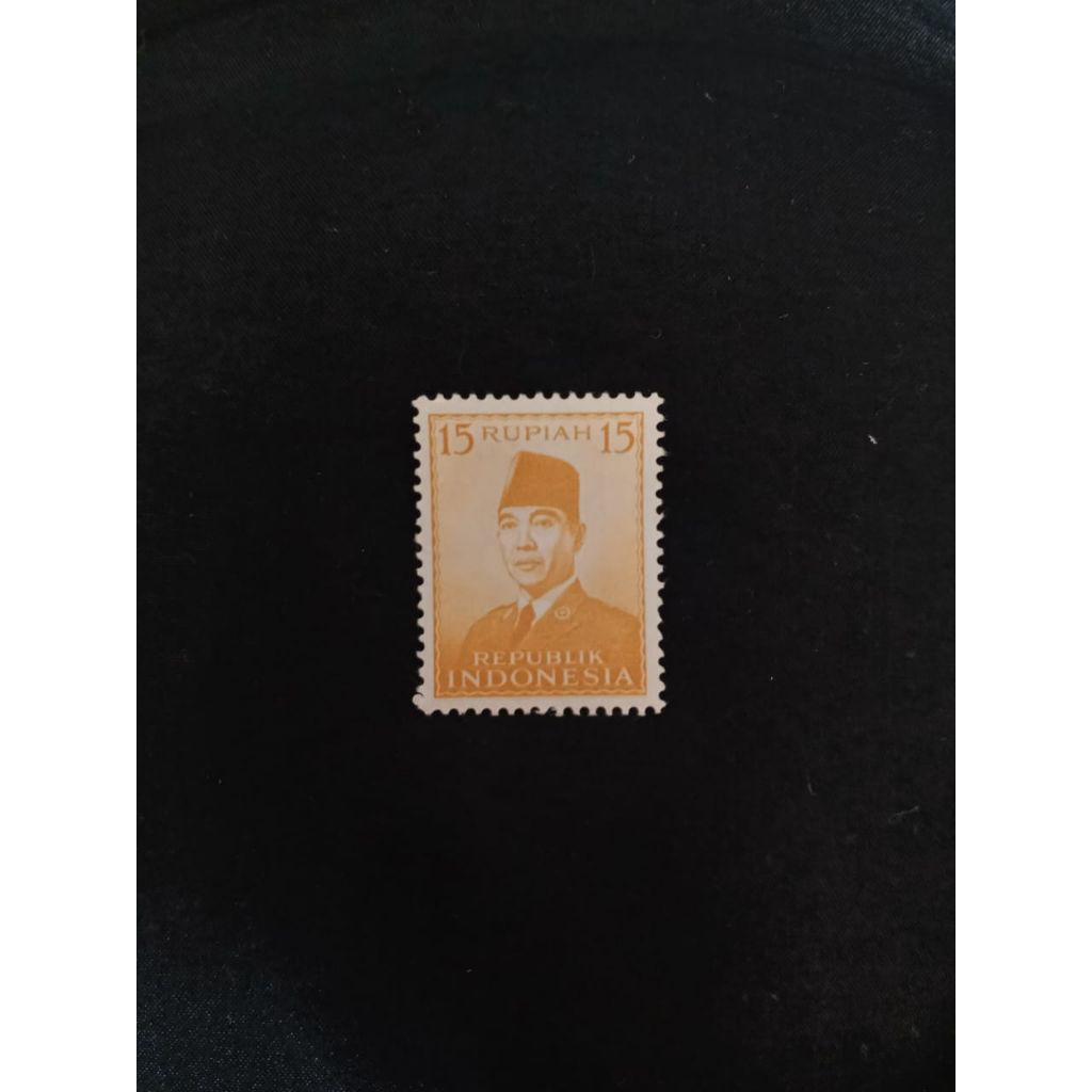 

Prangko Presiden Soekarno 15Rupiah