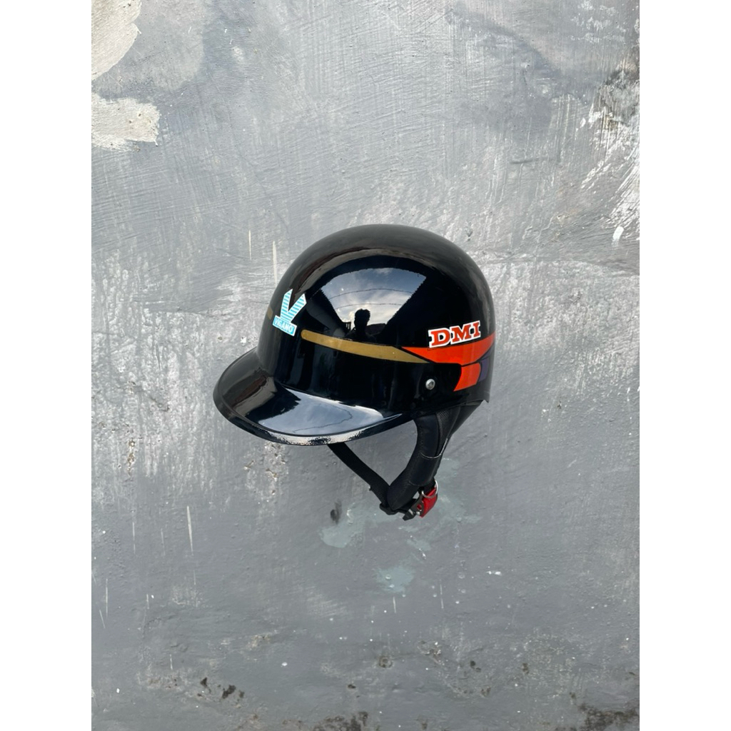 Helm cetok kiwi