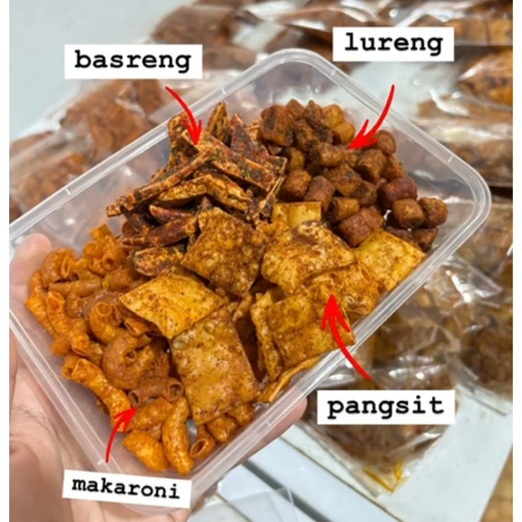 

KERIPIK MIX BOX (BASRENG PEDAS, LUMPIAH PEDAS, MAKARONI PEDAS, PANGSIT PEDAS)