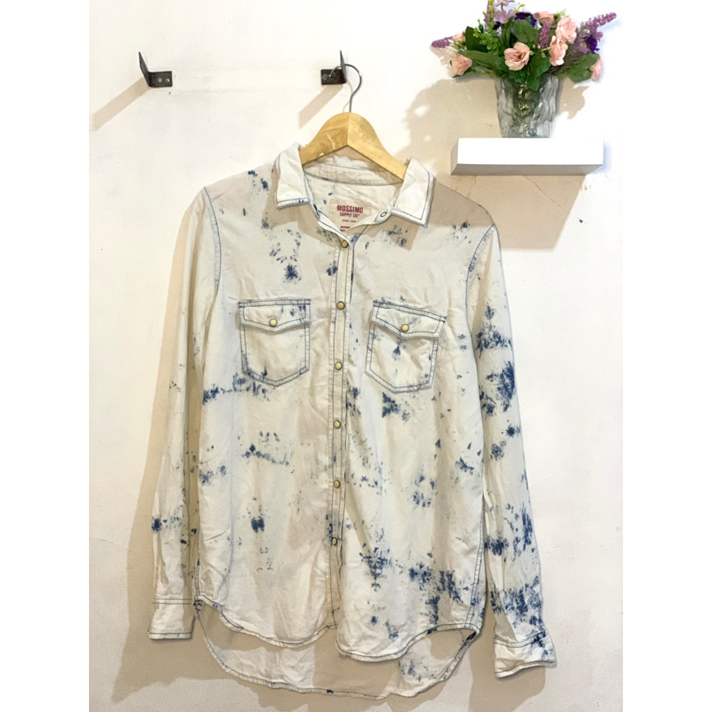 PRELOVED Kemeja Oversize Denim Gradasi by MOSSIMO - Size M