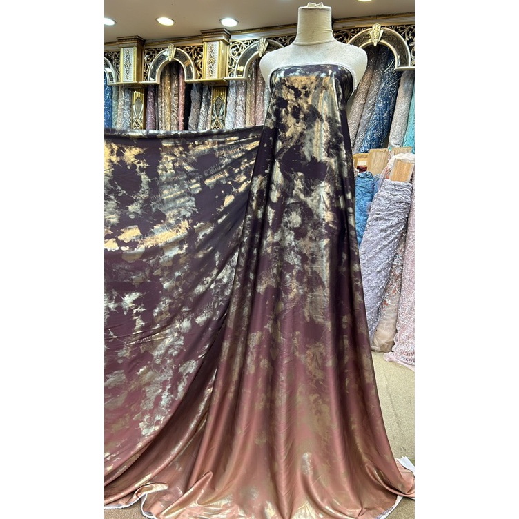 KODE N45Q Kain bahan satin armani silk motif gradasi ombre with foil emas harga per 5m Lebar 15 cm  