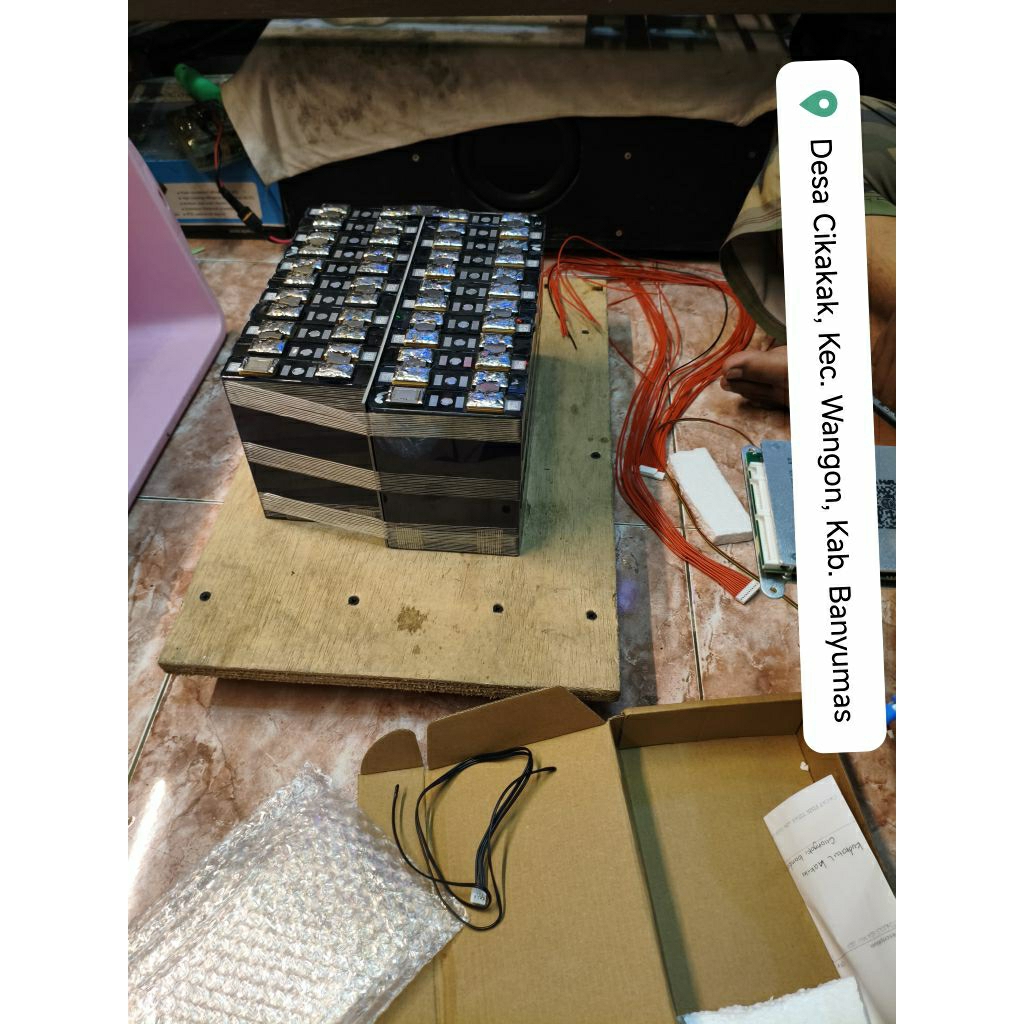 Baterai motor listrik