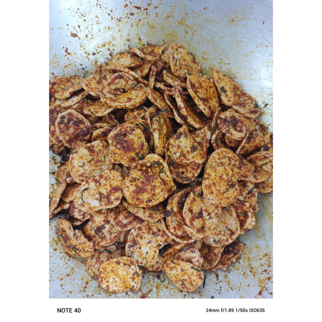 

basreng daun jeruk duwerr 1kg