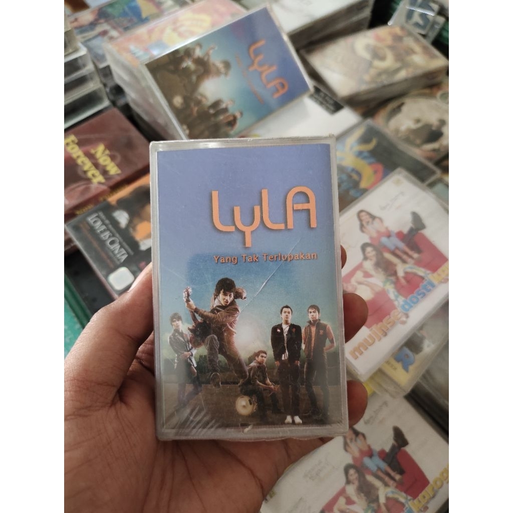 Kaset Pita LYLA Segel Baru