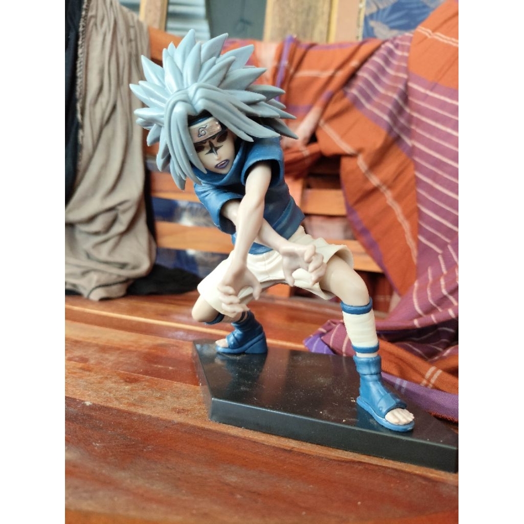 action figure sasuke uchiha