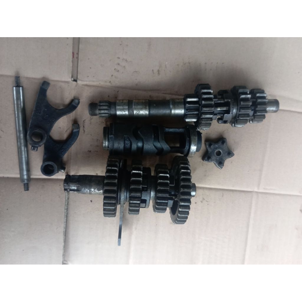 Gigi rasio gearbox motor jupiter mx old 4 speed