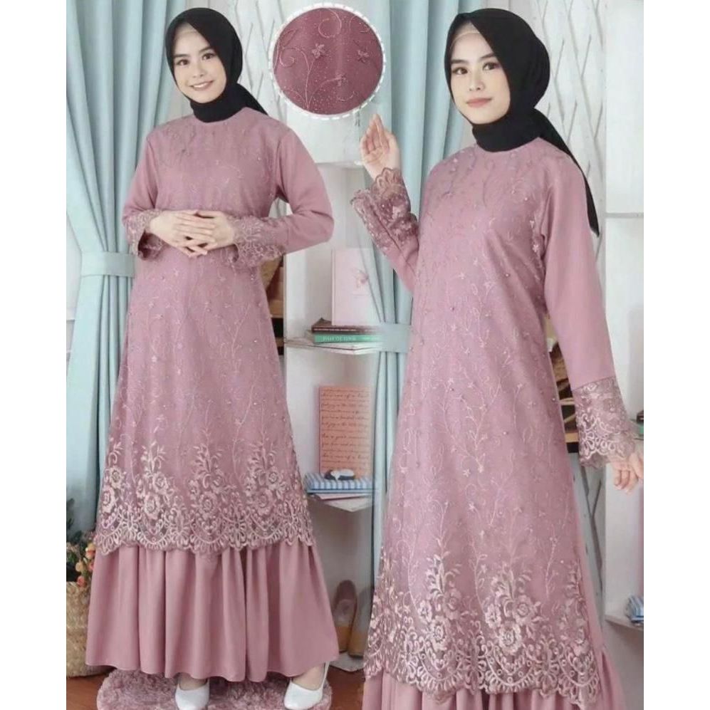 Gamis Brokat Kombinasi – Tampil Anggun dan Elegan di Setiap Kesempatan
