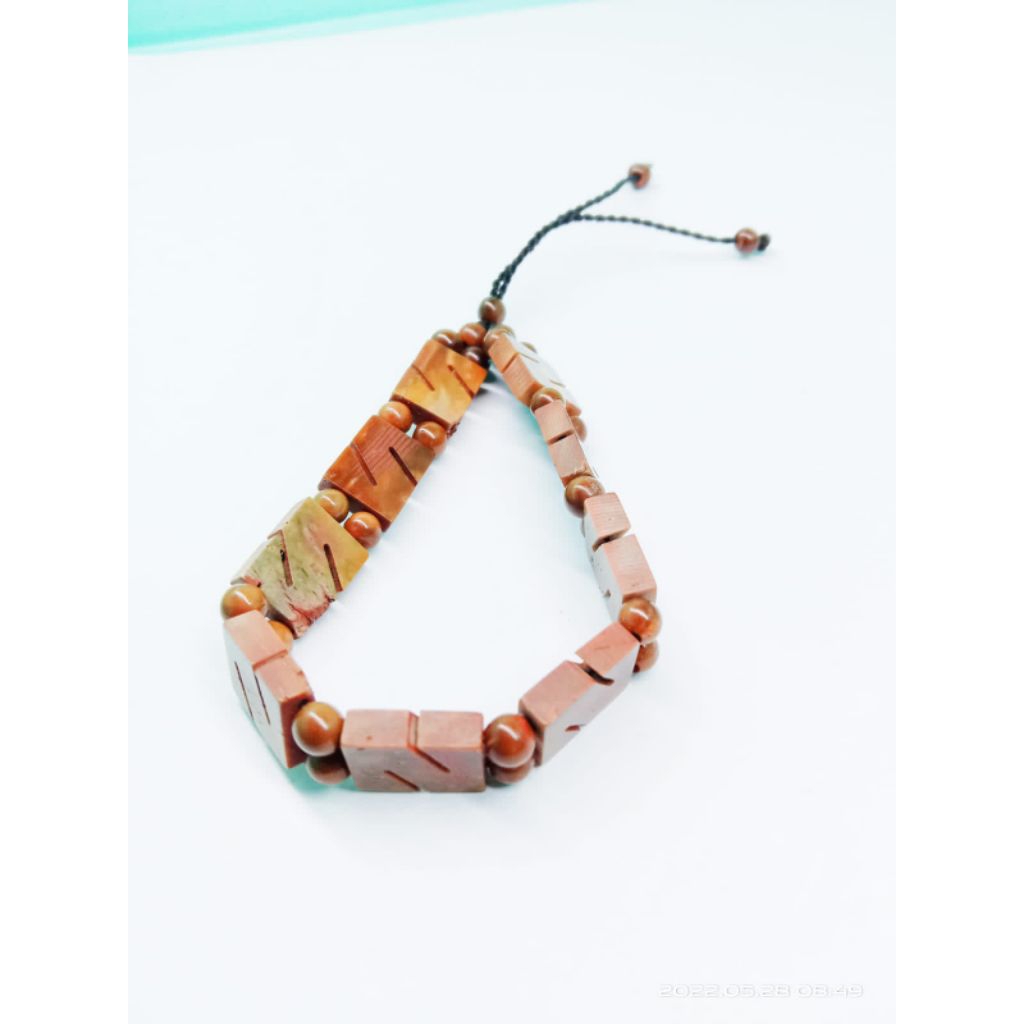 gelang kaukah kokka huruf S miring