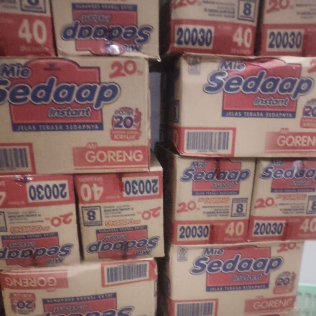 

MIE SEDAP GORENG 90GR 1DOS 40 PCS