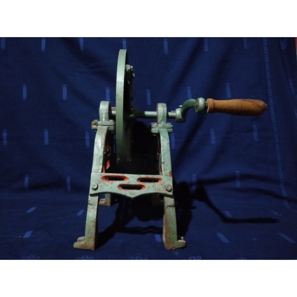 Alat Pembuat Kripik Manual