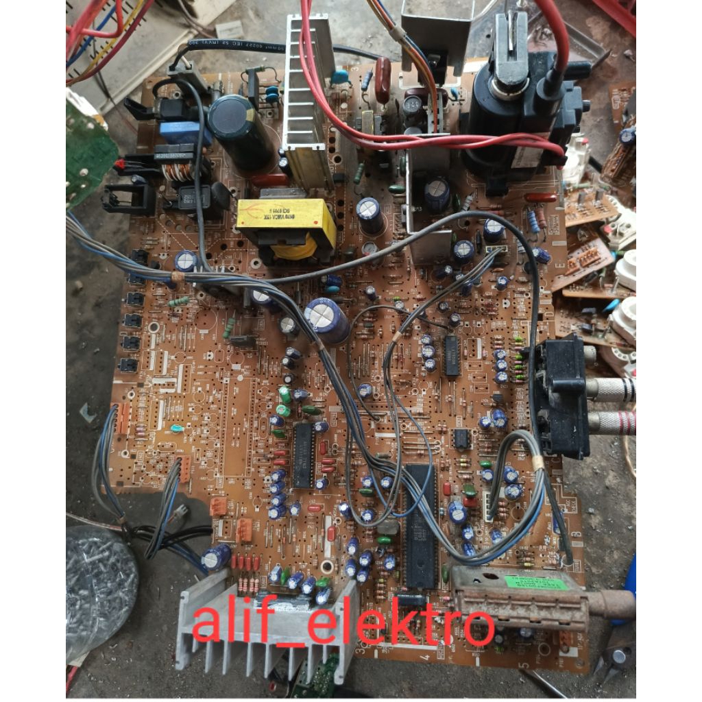 MESIN TV LG FLAT 21" SEPERTI DIGAMBAR