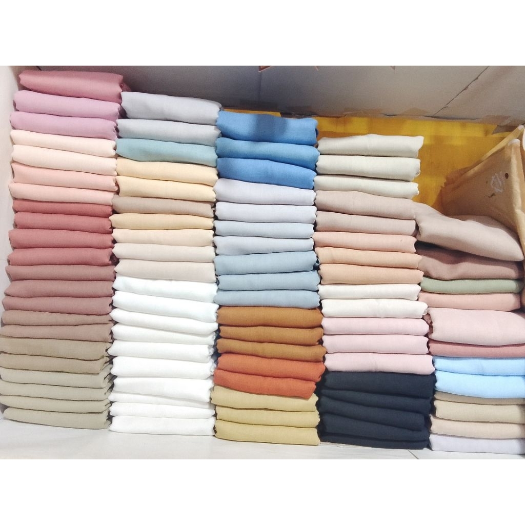 Buckle scarves polos