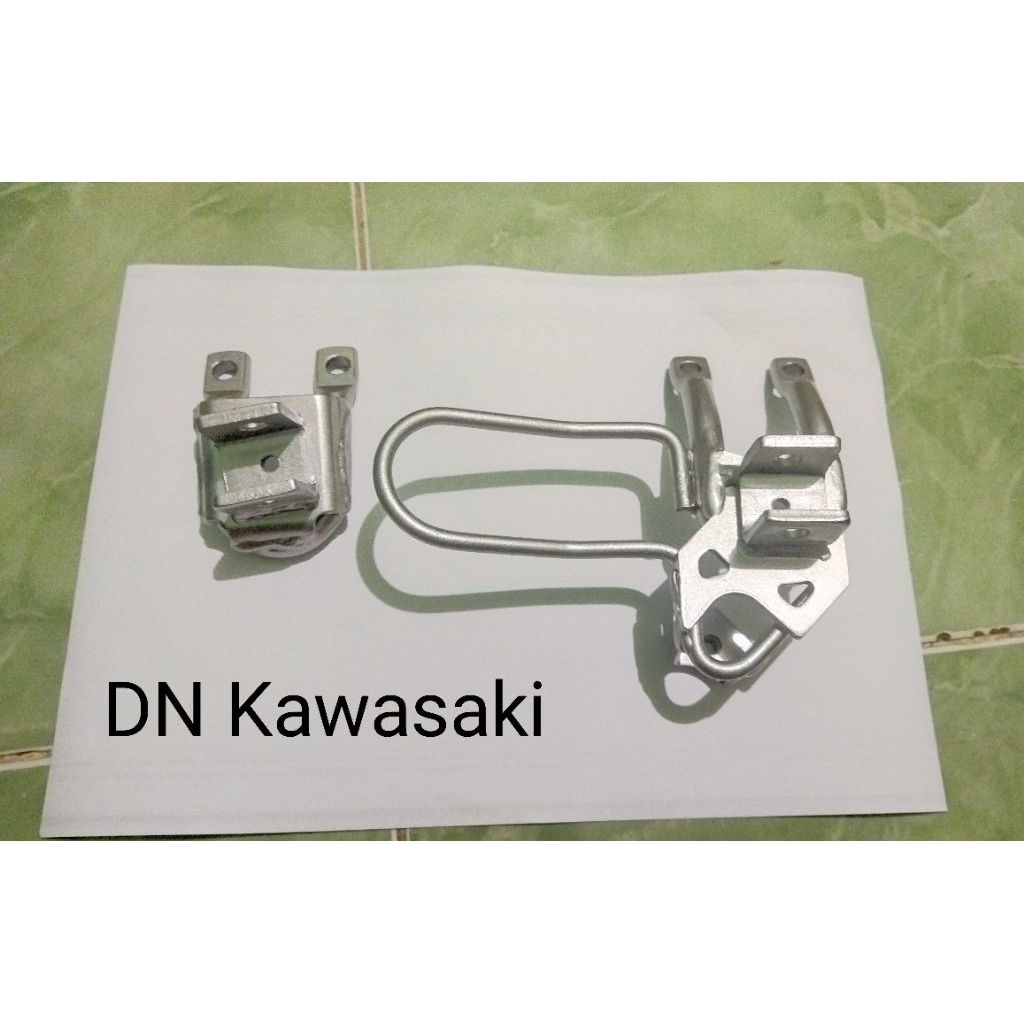 breket footstep belakang kawasaki klx 230 KLX 230 original