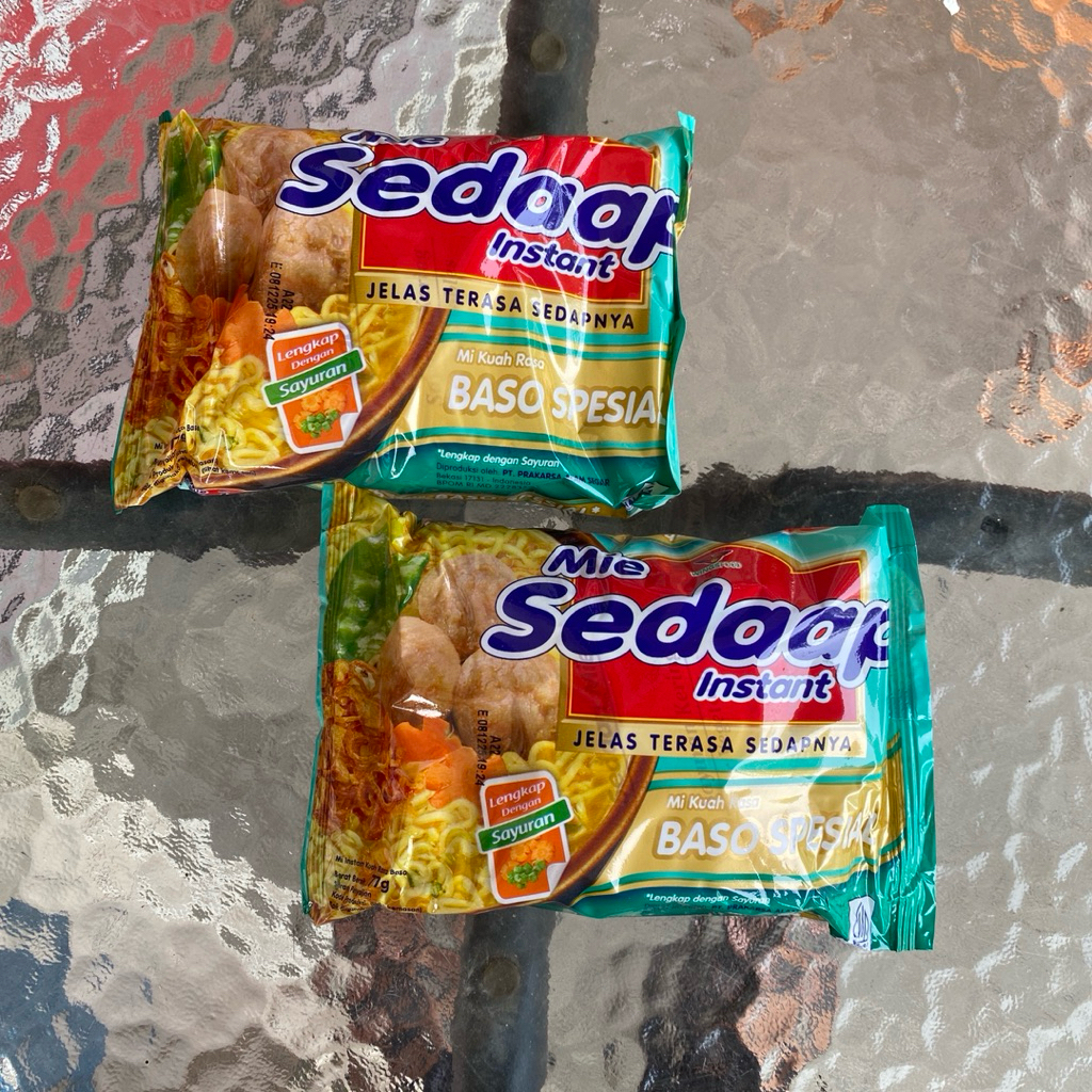 

Mie Sedaap Instant Mie Kuah Rasa Baso Spesial Kemasan 77 gram Murah & Hemat 5 Pcs
