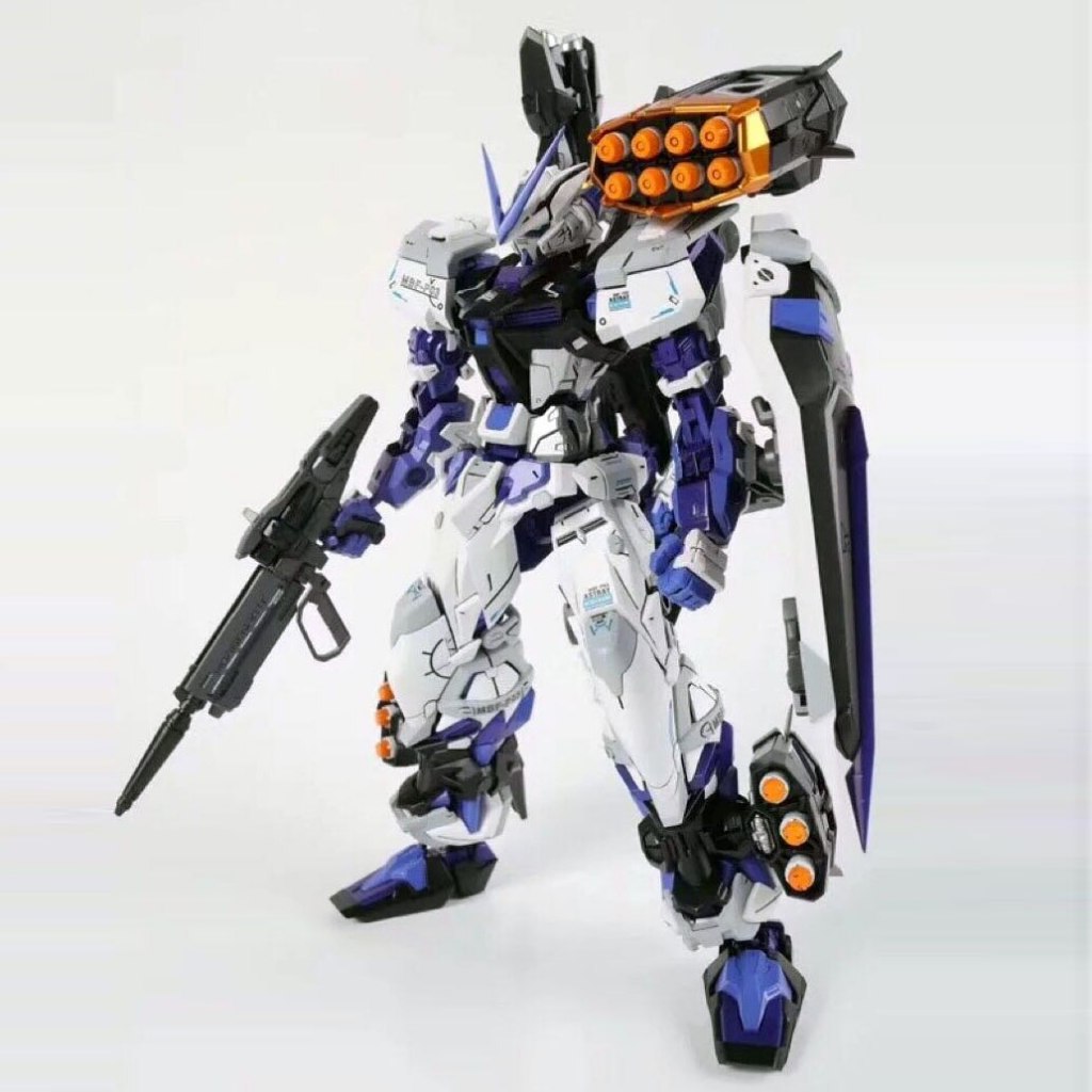 Daban Model 8810 MG 1/100 Astray Blue Frame Full Armor Metal Build Ver
