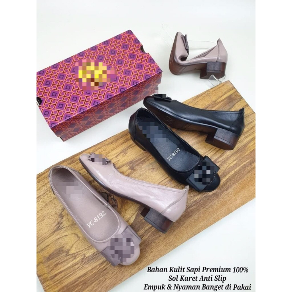 YC-8192 Logo Block Heel 3cm