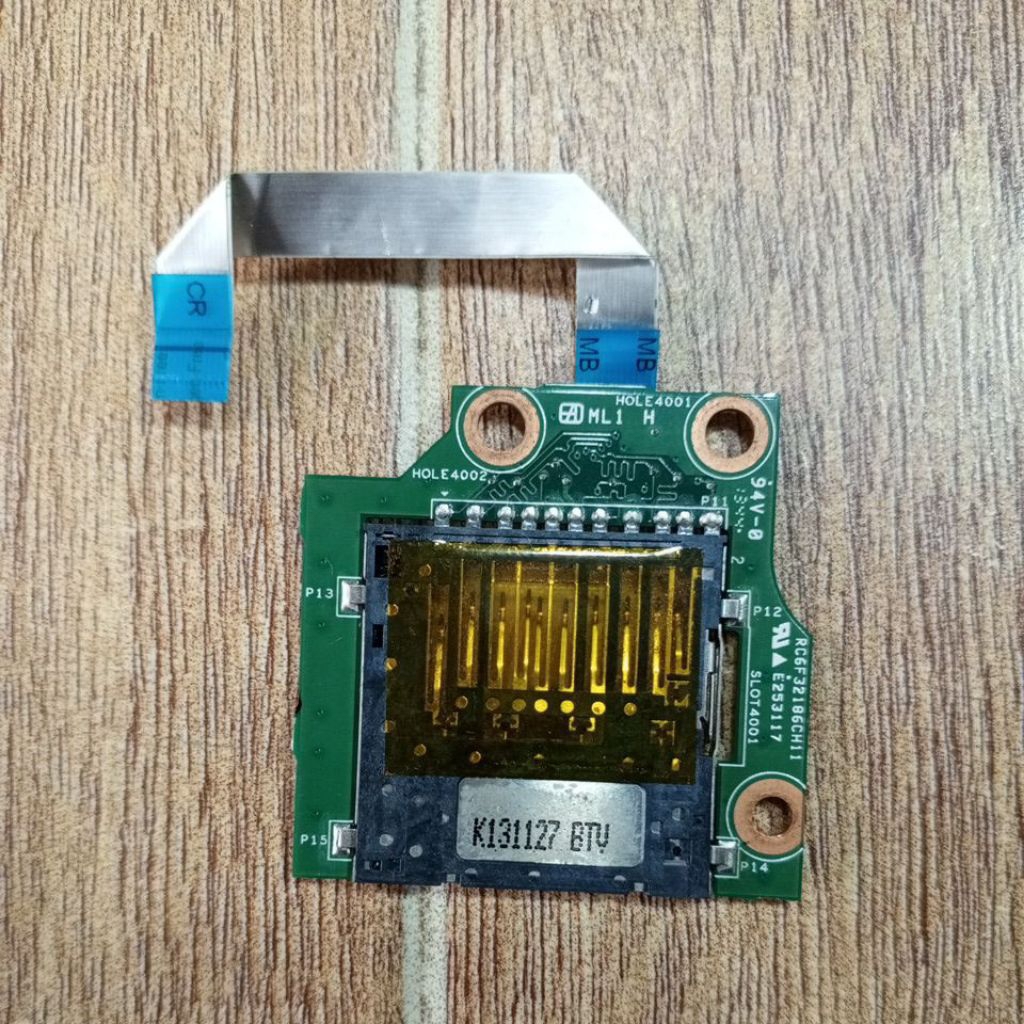 FLEXIBLE PORT SD CARD MMC laptop HP 14-D010AU,  copotan unit on, berfungsi baik, Used seken bekas pr