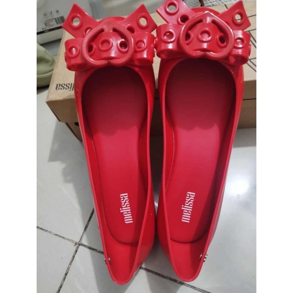 preloved like new melissa