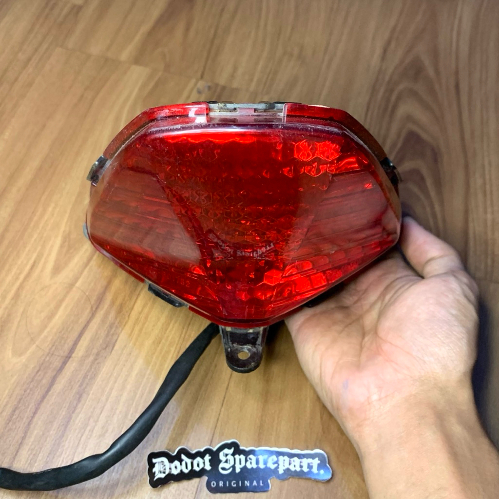 STOPLAMP CBR 150R K45A LAMPU REM CBR 150R ORIGINAL COPOTAN HONDA CBR 150R