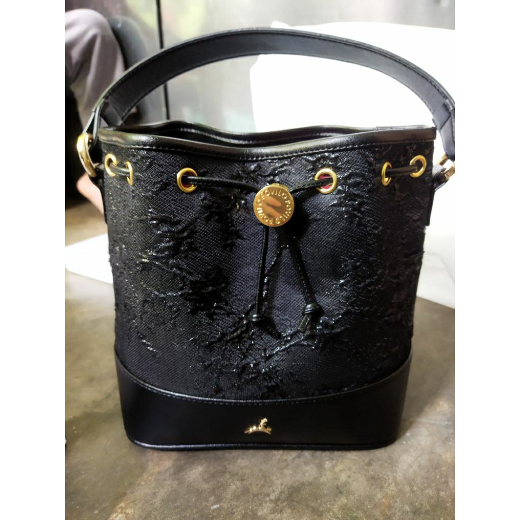 Preloved Povilo Mimpi Small Bucket