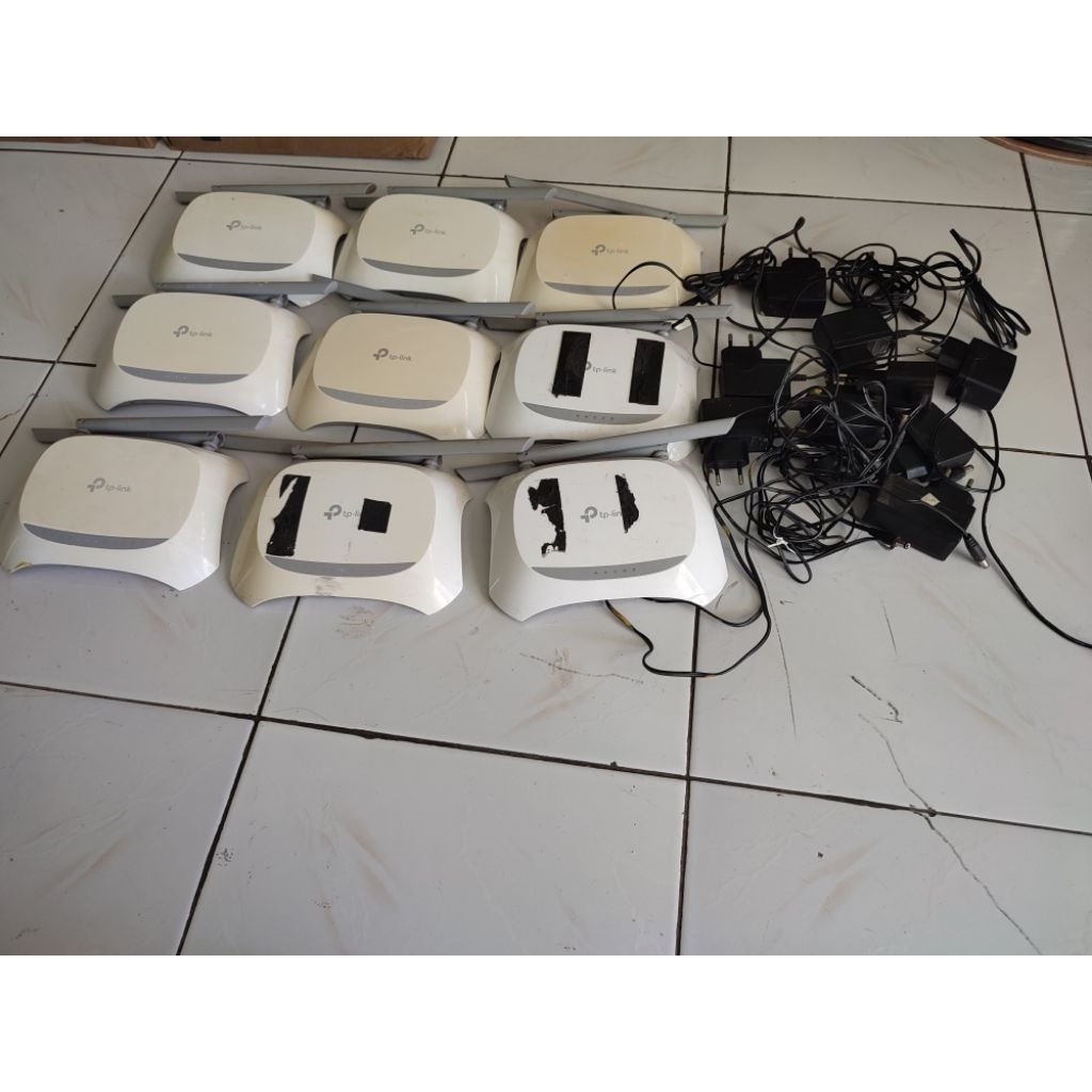 [Siap kirim] ROUTER bekas TOTOLINK N200RE V. 4,V.5, N300RT, TENDA N301, TP LINK 840,TP LINK 820