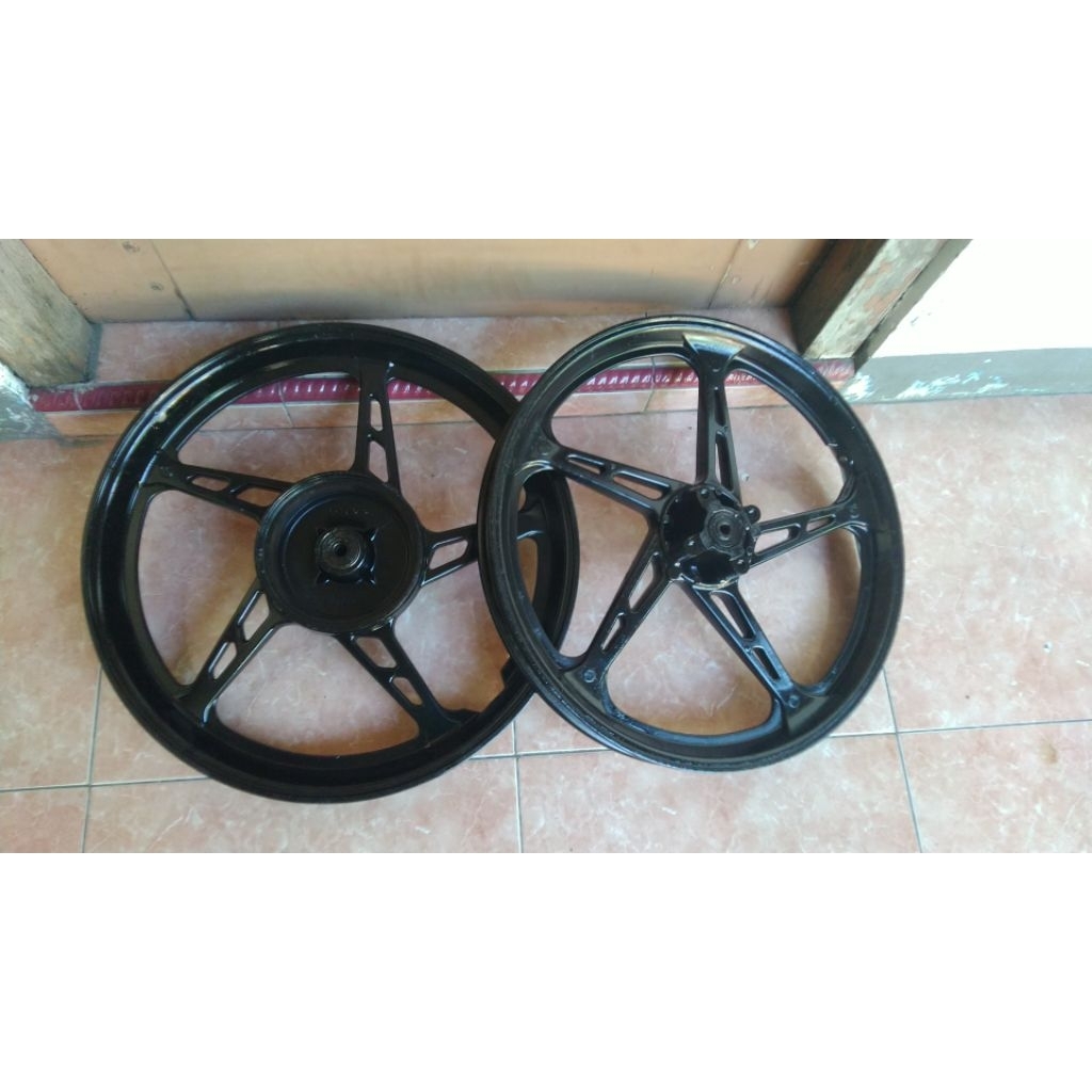 Velg jupiter burhan original/velg jupiter z burung hantu/velg yamaha jupiter z original