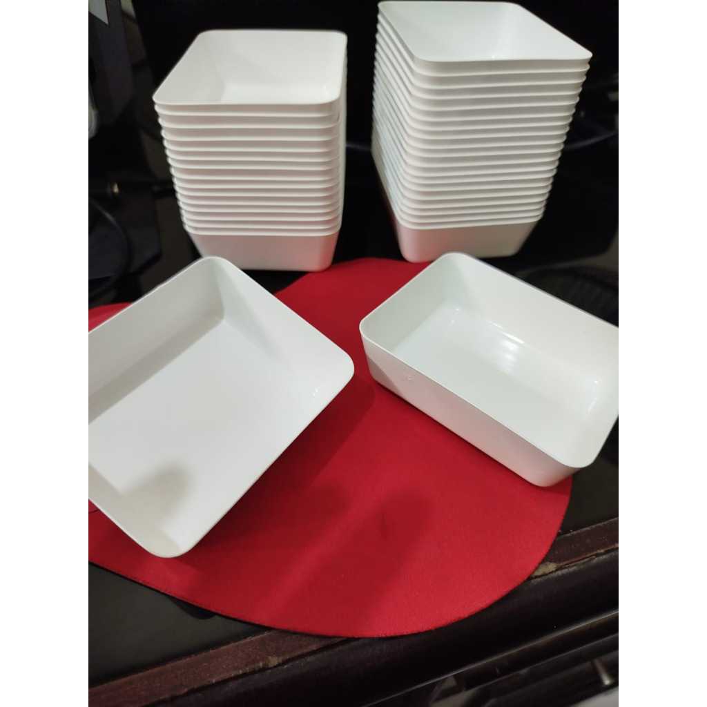 Tempat Wadah makanan hamster / wadah kotak kecil tinggi 3 cm